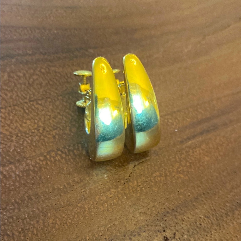 VINTAGE Napier Gold Hoop Clip-On Earrings